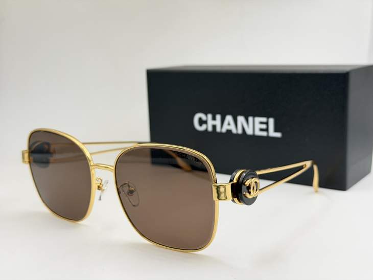 Picture of Chanel Sunglasses _SKUfw79278785fw